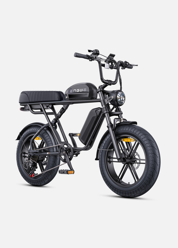 Schwarzes ENGWE M1 E-Bike mit Doppelbatterien