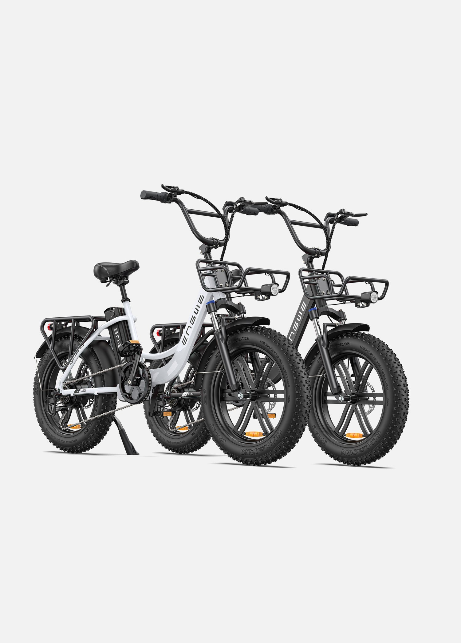 ein schneeweiß Engwe L20 und ein onyx schwarz Engwe L20 Ebikes